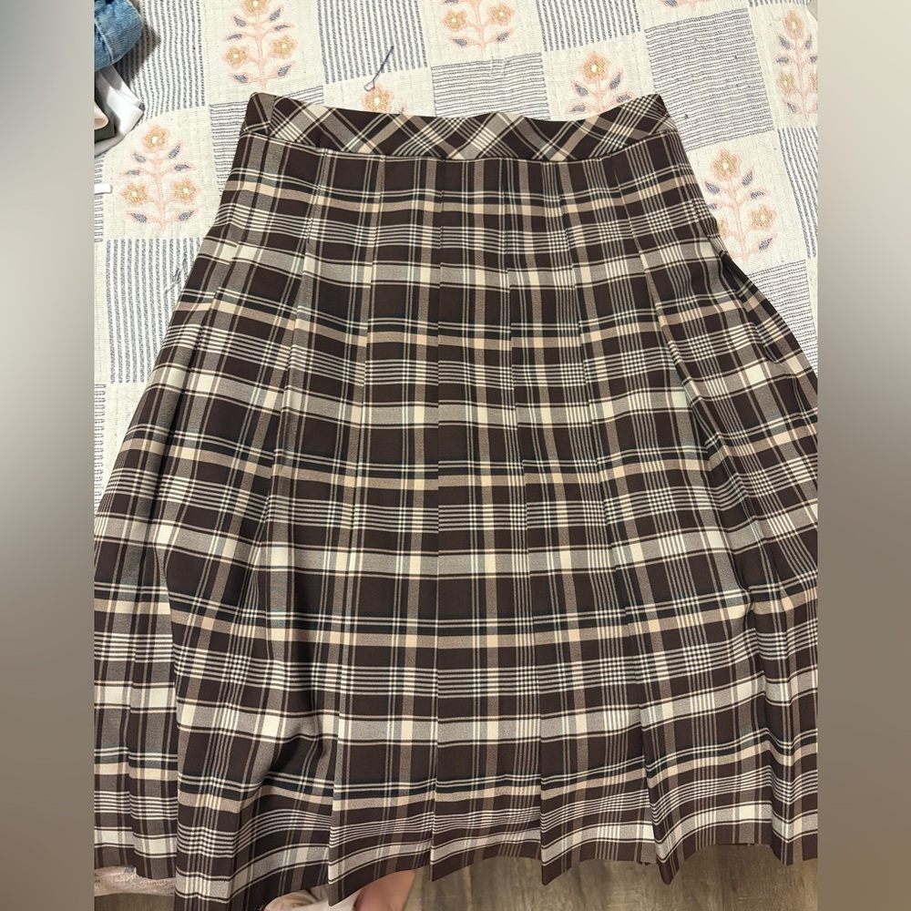 Aritzia Sunday Best plaid brown skirt